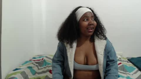 TenderousDoll online show from July 19, 9:44 am