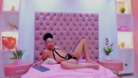 tenderteacher online show from July 25, 10:36 pm