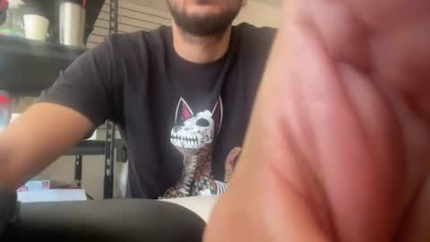 tenebrosin_ online show from August 14, 9:40 pm
