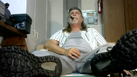 tennredneck online show from July 7, 1:42 am