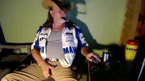 tennredneck online show from August 15, 5:00 am