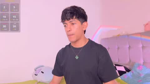 teo browny online show from August 5, 7:01 pm