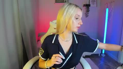 teresaron online show from July 31, 8:20 am