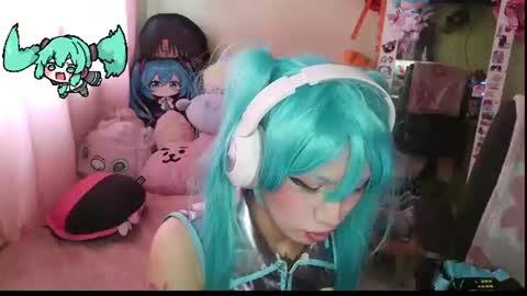Terra Elowen online show from August 12, 5:59 pm