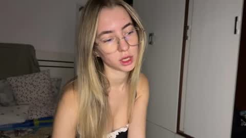 tessa_calmness online show from July 22, 2:36 am