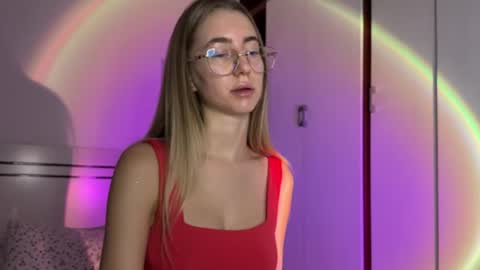 tessa_calmness online show from August 14, 7:01 am