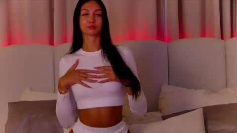 Tessa online show from August 8, 4:51 pm