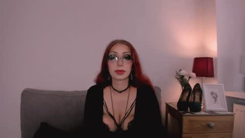 Tessa online show from August 7, 9:53 am