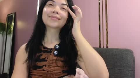 Tessa online show from July 6, 7:06 pm
