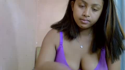 tessmia online show from July 30, 9:43 pm