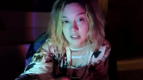 TEXASGIRLLLL online show from May 16, 10:04 am
