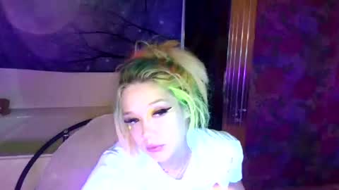 TEXASGIRLLLL online show from July 16, 1:28 am