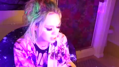 TEXASGIRLLLL online show from July 17, 2:22 am