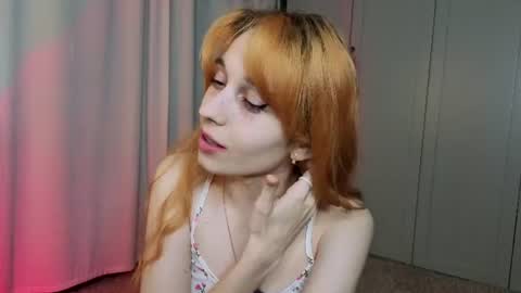 Foxy Zuccinni Roxy Little online show from August 6, 12:59 pm