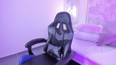 thalia_smielle online show from August 12, 7:22 am