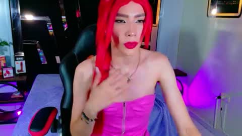 thamara_roberts online show from August 15, 5:44 am