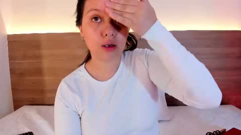 Thamy online show from August 5, 11:52 am