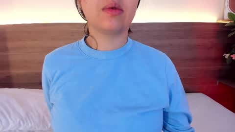 Thamy online show from August 11, 11:56 am