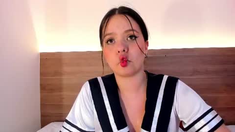 Thamy online show from August 14, 5:38 pm