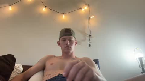 thatbro223 online show from August 12, 6:10 pm