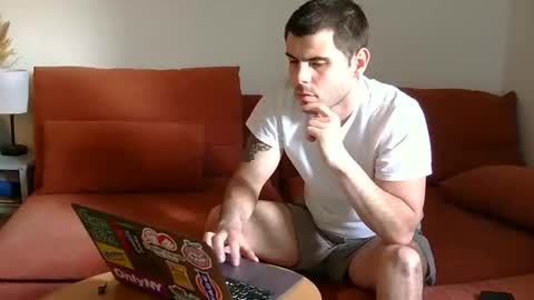 thatfeelsgoood online show from April 18, 9:46 pm