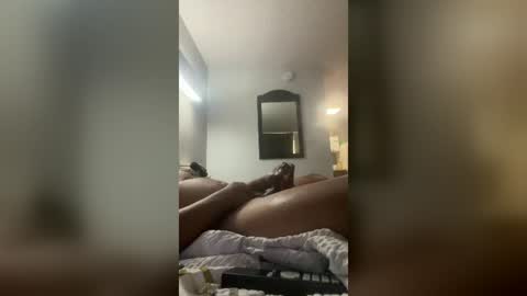 thatnewguyy online show from August 14, 5:49 pm