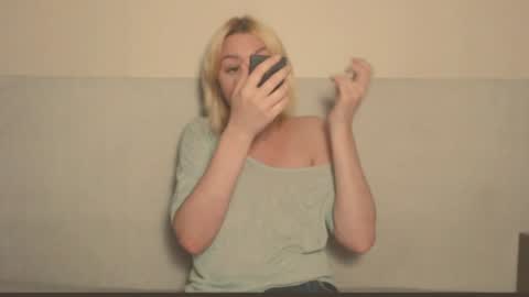 Eva online show from August 2, 11:33 pm