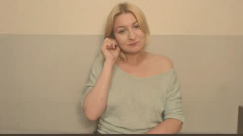 Eva online show from August 6, 10:53 pm