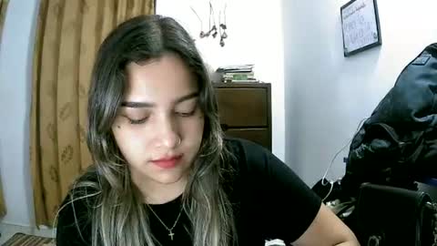liz online show from June 25, 8:39 am