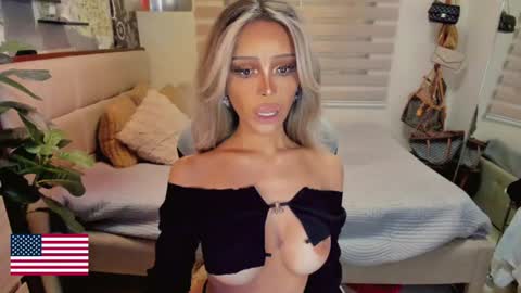 Bella kiss online show from July 28, 3:01 am