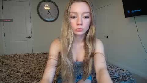 the_hotties online show from July 20, 12:24 am