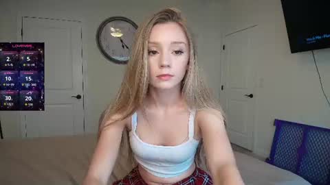the_hotties online show from July 30, 11:22 pm