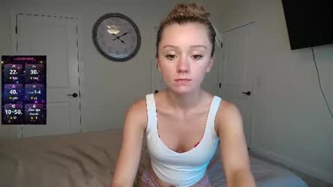 the_hotties online show from August 6, 10:09 pm