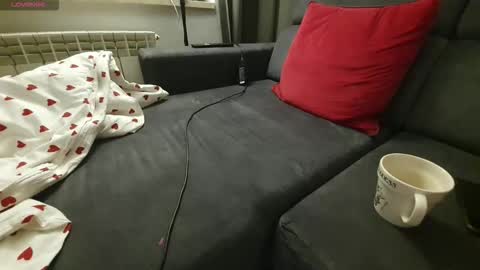 Stephan 34  Cassandra 25 online show from March 12, 9:12 pm