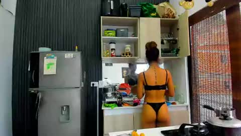 thebadwolf818 online show from August 4, 7:22 pm
