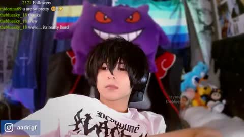 thebluesky_18 online show from August 11, 6:54 pm