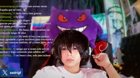 thebluesky_18 online show from August 12, 8:00 pm