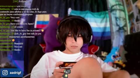 thebluesky_18 online show from August 12, 11:18 pm