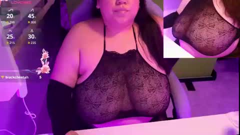 TheBouncingBetty online show from July 30, 12:51 am
