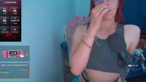 Paulette online show from July 25, 1:20 am