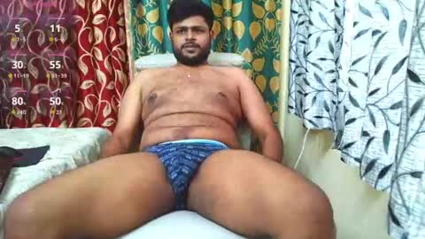 thecuteboyy online show from August 3, 2:29 am