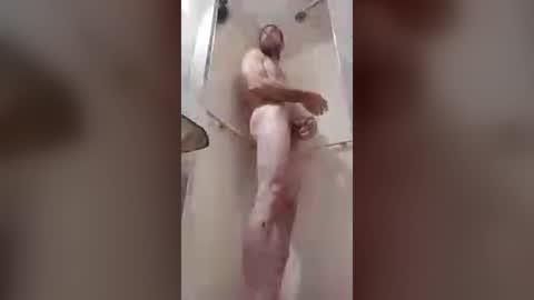 thedailyshower online show from July 6, 3:10 am