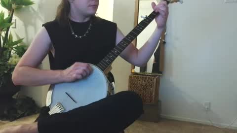 thedevilstwink online show from June 12, 4:30 am