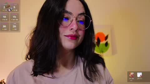 thedisneygirl online show from June 29, 12:25 am