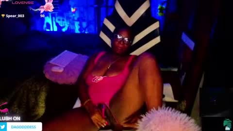 DaGodddess online show from July 28, 9:37 am