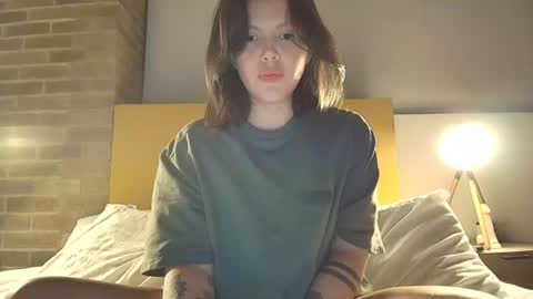 mel online show from August 26, 5:58 am