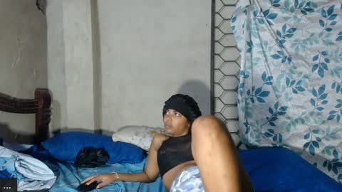 las cabras online show from May 2, 3:22 am