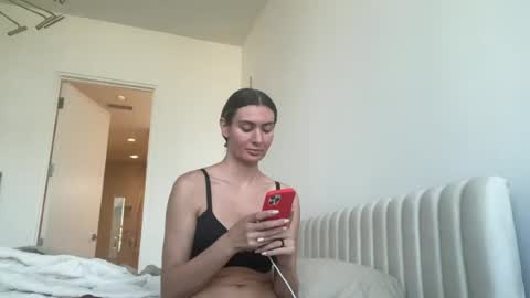 Alyssa Rhoades online show from August 8, 11:49 pm