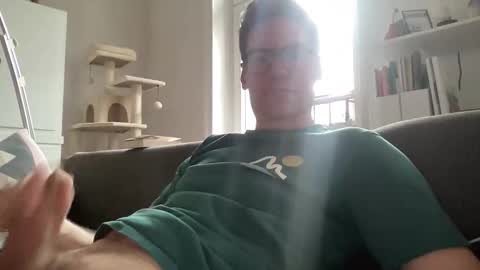 thegermanguy81 online show from April 18, 5:22 pm
