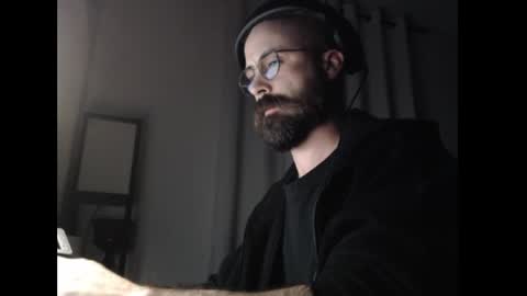 Goofy beard online show from May 9, 4:26 am